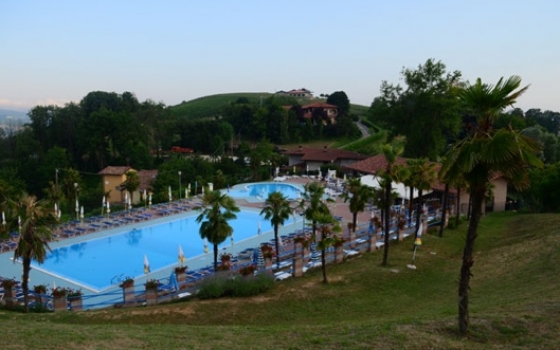 Piscina Le Ginestre - Monforte d'Alba (CN)