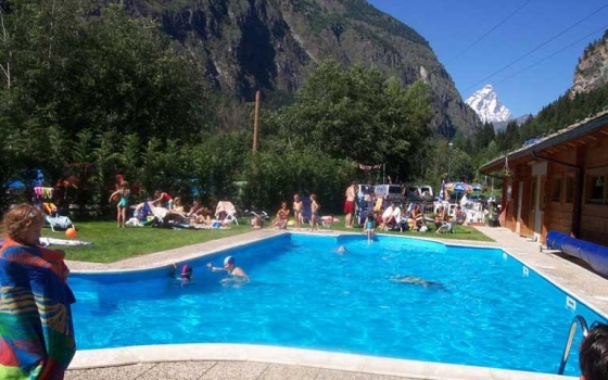 Piscina Dejanaz - Antey-Saint-André (AO)